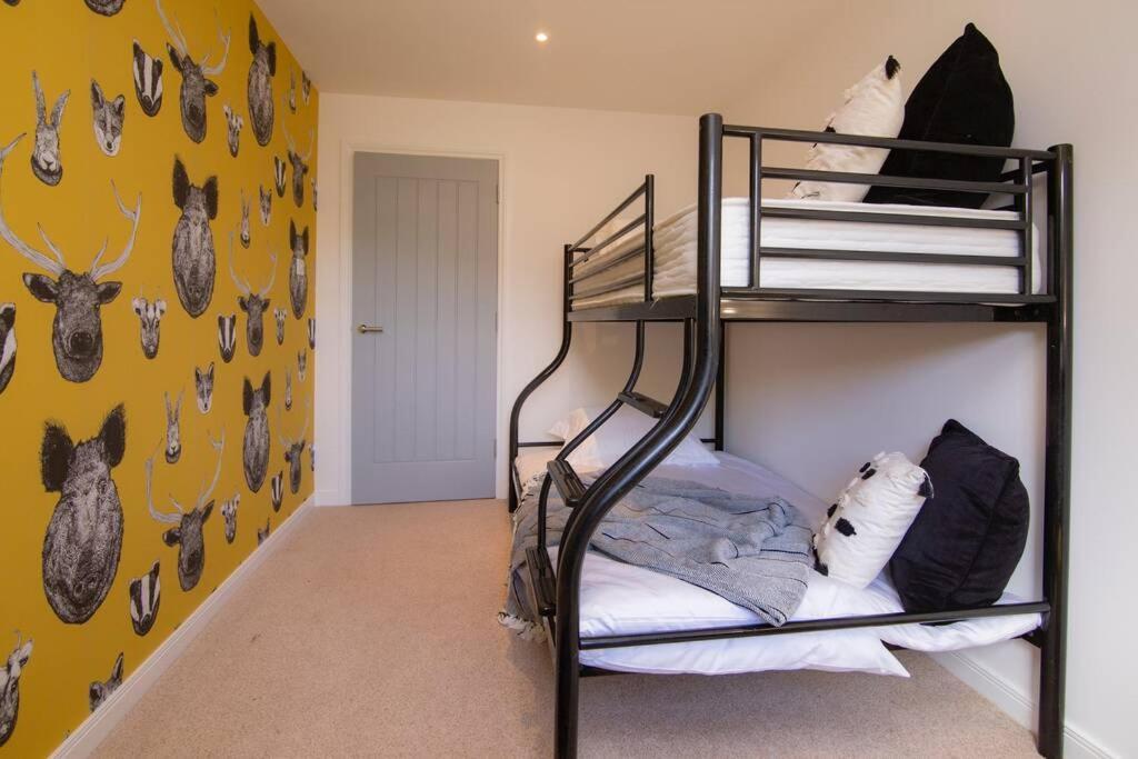Villa Calm Scottish Country Escape With Hot Tub Sleeps 6 à Inverness Extérieur photo