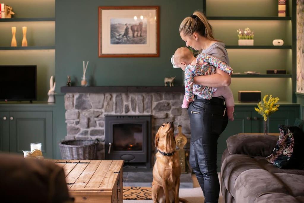 Villa Calm Scottish Country Escape With Hot Tub Sleeps 6 à Inverness Extérieur photo