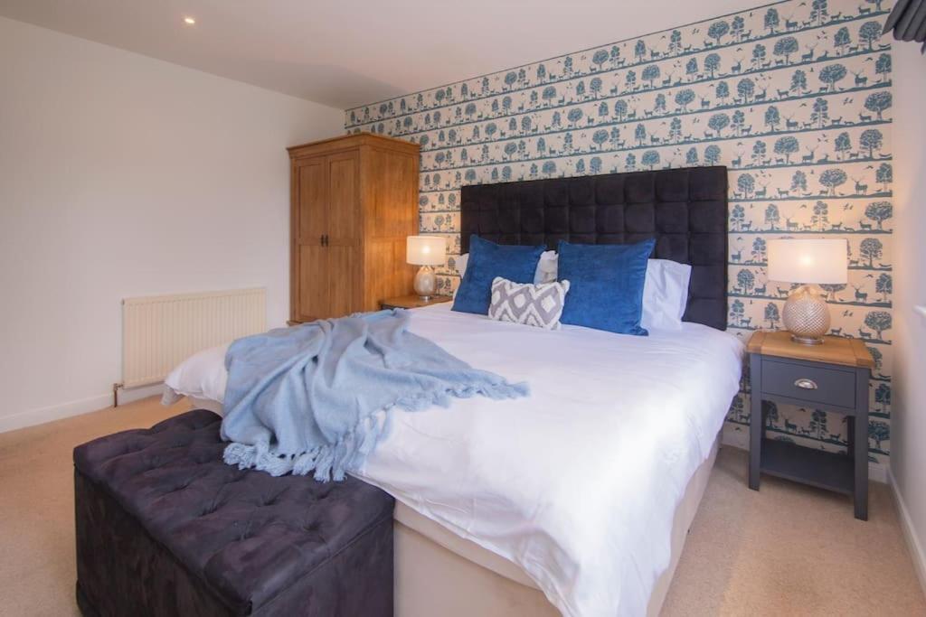 Villa Calm Scottish Country Escape With Hot Tub Sleeps 6 à Inverness Extérieur photo